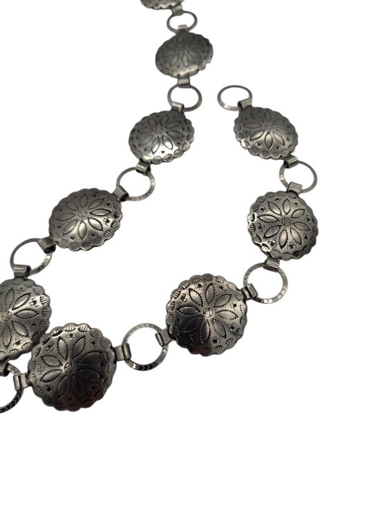 Vintage Silver Tone Concho Style Southwestern Belt Estate Sale main image 8